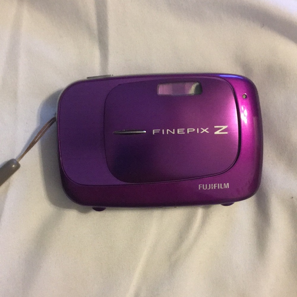 FINEPIX Z fujifilm camera